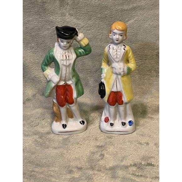 Vintage Japanese Made Handpainted Porcelain Colonial Figures w/ 24K Gold Accents - Picture 1 of 6
